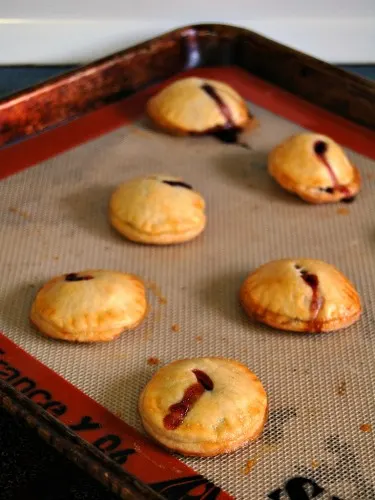 Strawberry #Nutella Hand Pies