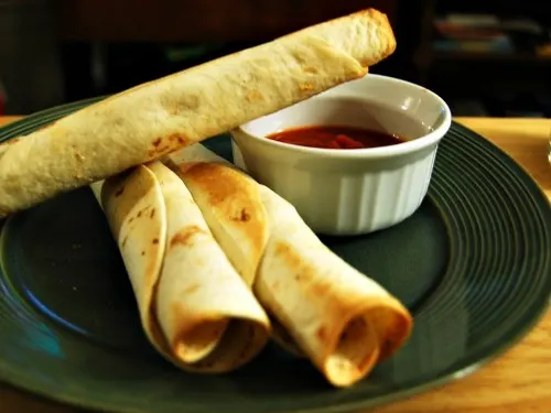 Creamy Corn and Pepper Taquitos #vegetarian