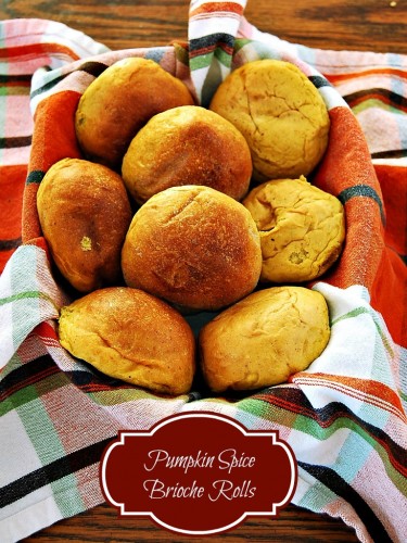 Pumpkin Spice Brioche Rolls