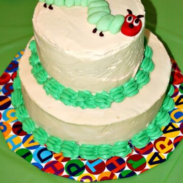 The Very Hungry Caterpillar Cake #veryhungrycaterpillar #ericcarle