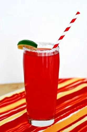 Pomegranate Paloma by The Redhead Baker for #CincoDeMayo