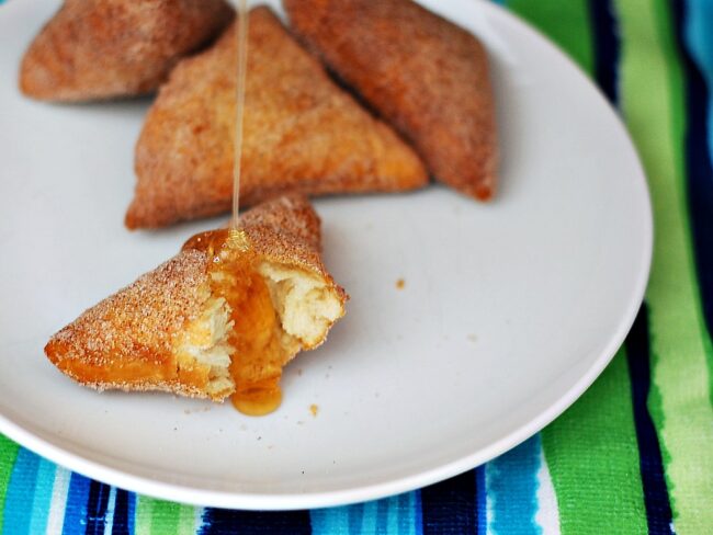 Sopapillas by The Redhead Baker #CincoDeMayo