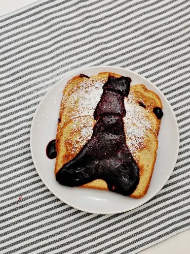 French Toast with Blackberry Sauce by @TheRedheadBaker