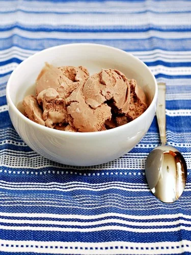 Pinot Noir Ice Cream by @TheRedheadBaker for #IceCreamWeek