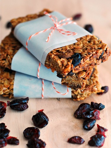 Pumpkin Spice Granola Bars by @TheRedheadBaker