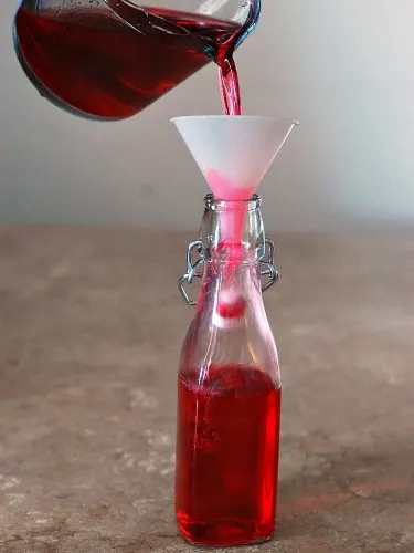 Cranberry-Infused Vodka #SundaySupper @TheRedheadBaker