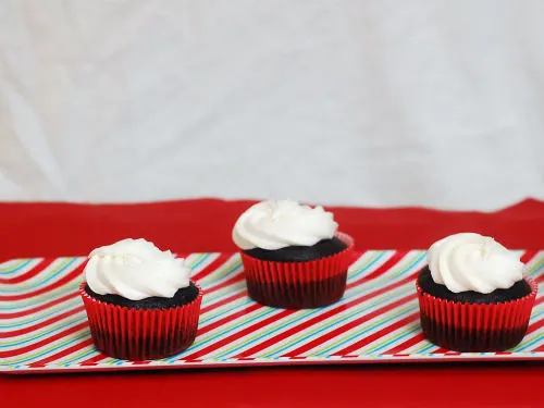 Hot Cocoa Cupcakes with Marshmallow Buttercream #CupcakeDay by @TheRedheadBaker