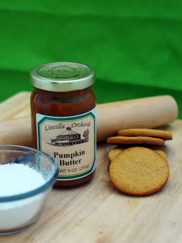 Pumpkin Butter Shortbread Cookies #FBCookieSwap by @TheRedheadBaker