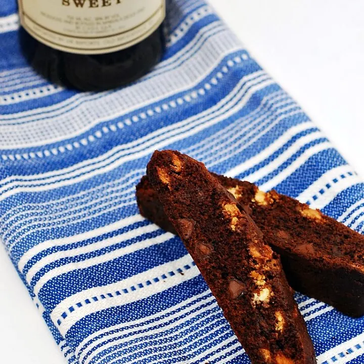 Tiramisu Biscotti #SundaySupper by @TheRedheadBaker