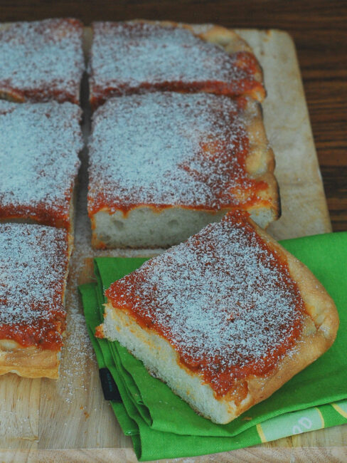 Philadelphia Tomato Pie #SundaySupper | theredheadbaker.com