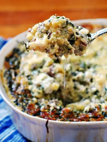 Spinach, Sausage and Polenta Breakfast Casserole #SundaySupper by @TheRedheadBaker