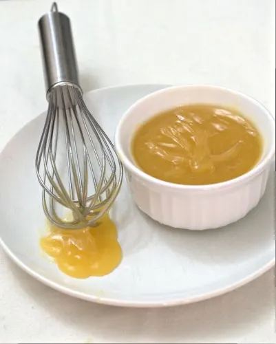 Lemon Curd | theredheadbaker.com