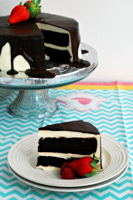 Tuxedo Cake #SundaySupper | theredheadbaker.com