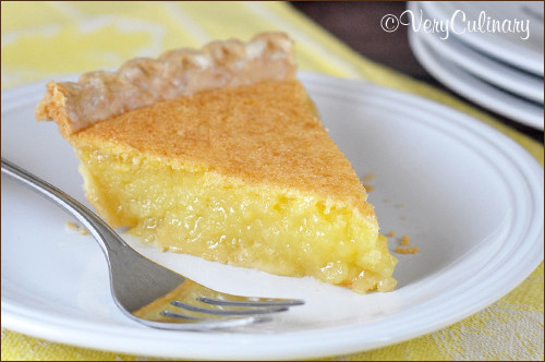 Easy Lemon Curd Pie by Very Culinary