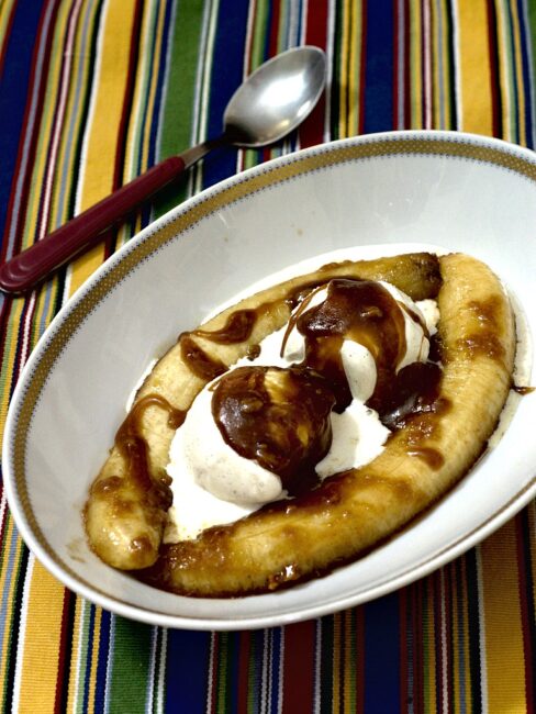 Bananas Foster #SundaySupper | theredheadbaker.com