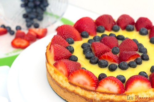 Berry Lemon Cheesecake by It's Yummi