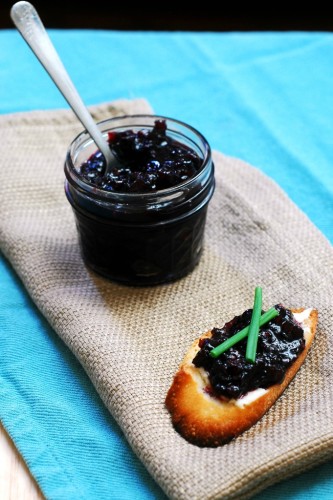 Blackberry-Rhubarb Chutney and Goat Cheese Crostini | theredheadbaker.com