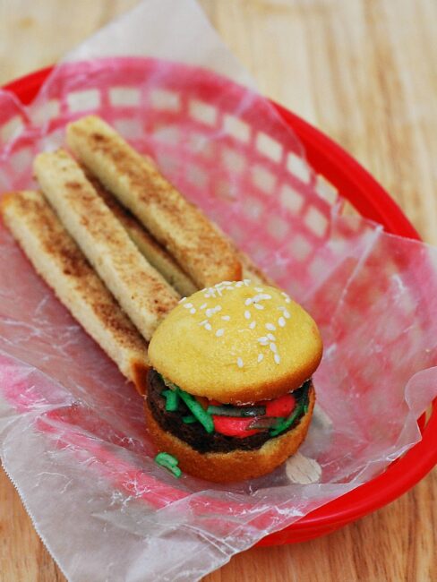 Fake-Out Sliders and Fries #SundaySupper | theredheadbaker.com