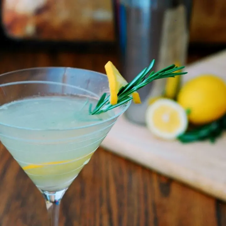 Meyer Lemon Rosemary Martini #SundaySupper | theredheadbaker.com