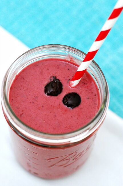 Cherry Apple Smoothie #CookingWithKids #CLBlogger | theredheadbaker.com