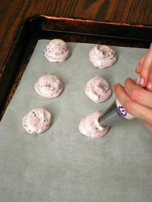 Cherry Chocolate Chip Meringue Cookies | theredheadbaker.com