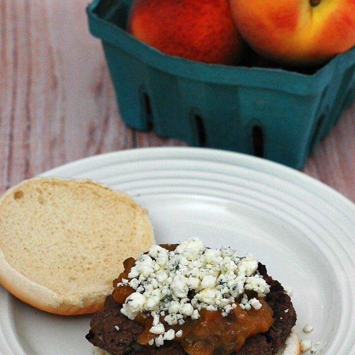 Smoky-sweet barbecue sauce made from local New Jersey peaches, sits atop balsamic burgers. This meal tastes like summer on a plate! #WeekdaySupper