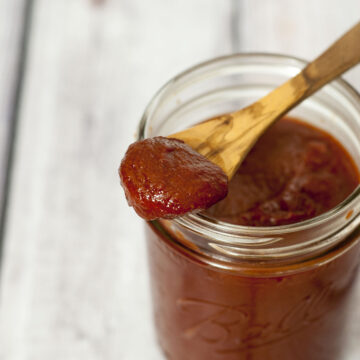 Making your own barbecue sauce is so easy, and lets you control the sugar as well as the flavor. This one is spicy and tangy with hints of Tennessee bourbon. #CLBlogger TheRedheadBaker.com