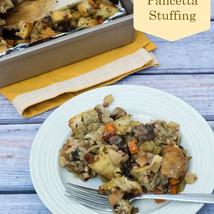 This Thanksgiving stuffing is packed full of flavor, from the #LaBreaBakery bread, to the veggies, to the cinnamon-coated apples. Make it ahead of time, then crisp the top in the oven while your turkey rests.