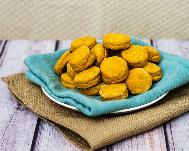 Pumpkin season isn't over yet! This Thanksgiving, serve pumpkin buttermilk biscuits spiced with cinnamon, ginger and nutmeg alongside your turkey. #TwelveLoaves TheRedheadBaker.com