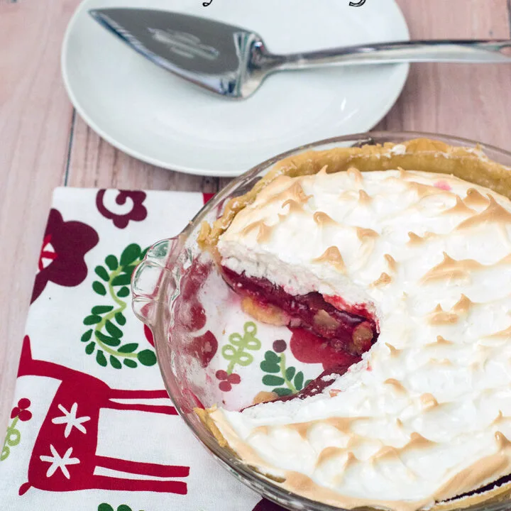 If you like lemon meringue pie, you'll love this holiday cranberry meringue pie, which uses cranberry curd filling instead of lemon, topped with sweetened whipped egg whites.
