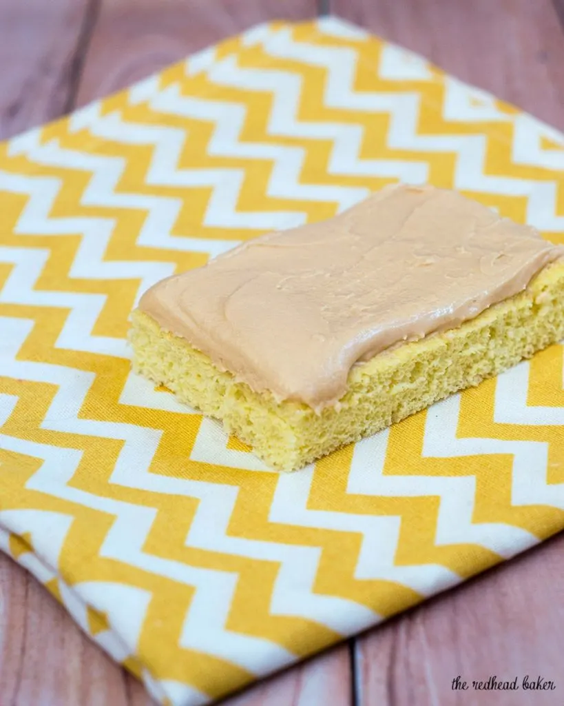 Butterscotch Krimpets are sponge cakes topped with butterscotch frosting. They originated in Philadelphia, and are a local institution! #SundaySupper The RedheadBaker.com