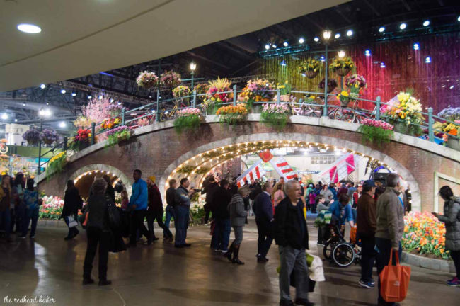 I'm sharing a few photos from this year's annual Philadelphia Flower Show, an event put on the Philadelphia Horticultural Society. This year's theme is Holland.