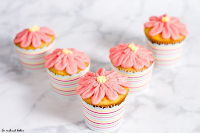 With buttercream icing and a few simple tools, use this tutorial to turn your favorite cupcakes into beautiful gerbera daisy cupcakes for any spring occasion!