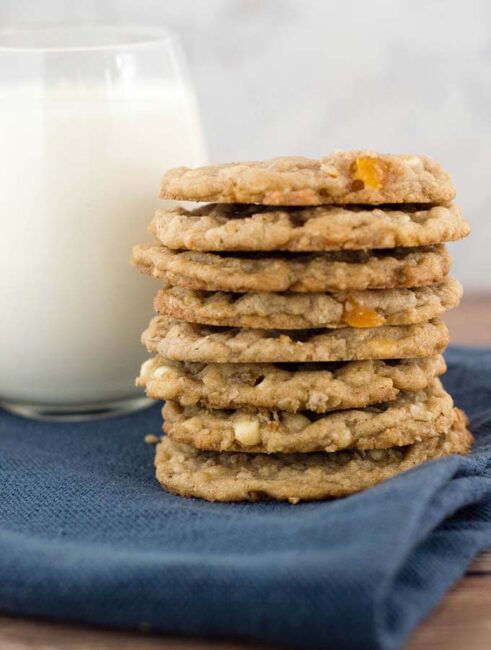 White chocolate apricot oatmeal cookies are crisp at the edges and tender in the middle, and loaded with delicious white chocolate chips and dried apricot pieces.