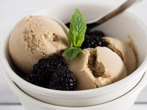 Summer Peach Sweet Tea Ice Cream