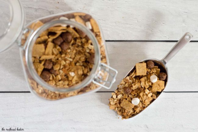 Back-to-school means busy days. Make a batch of this S’mores Granola made with HONEY MAID® S’mores so you always have a snack at the ready. #StockUpWithPost #CerealAnytime #sponsored