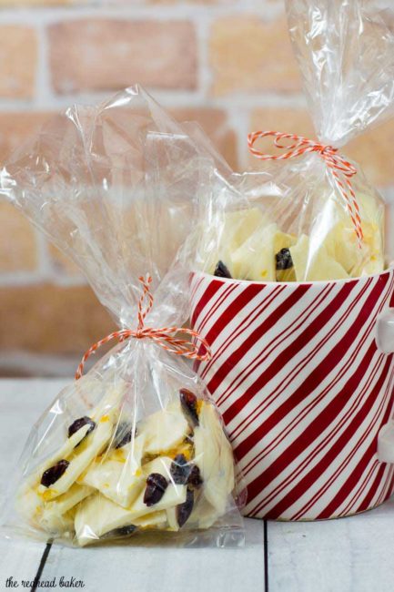 Have a lot of holiday parties to attend? Homemade cranberry-orange bark gives your wallet a break, and provides your hostess with a delicious treat. #FoodGifts