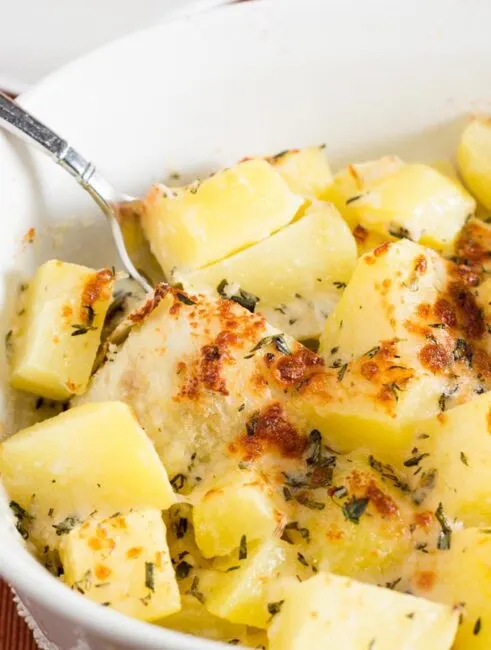 Fennel is often-overlooked fall vegetable with a slight licorice flavor. Cream-braised fennel and potatoes is a decadent side dish perfect for Thanksgiving.&nbsp;