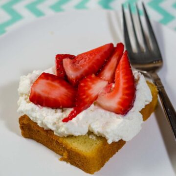 Strawberry shortcake pound cake is a slight twist on a classic. Instead of shortcakes (biscuits), I use toasted slices of pound cake topped with macerated strawberries and fresh whipped cream. #BrunchWeek