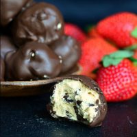 No-Bake Chocolate Covered Peanut Butter Cheesecake Bites