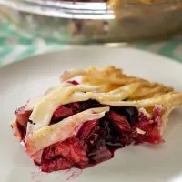 Rhubarb Berry Pie