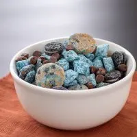 Cookie Monster Muddy Buddies