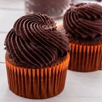 Chocolate Cupcakes with Chocolate Kahlua Buttercream