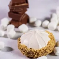 S'mores Meringue Cookies