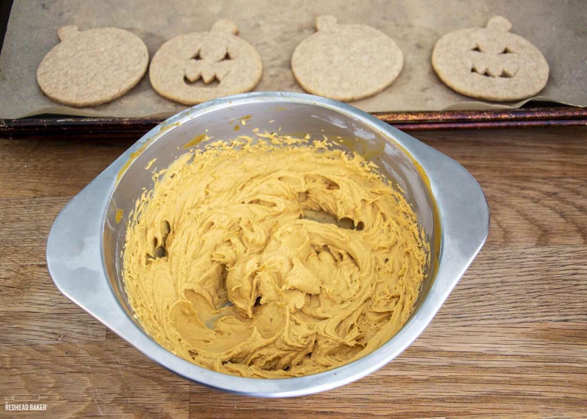 JackoLantern Sandwich Cookies HalloweenTreatsWeek — The Redhead Baker